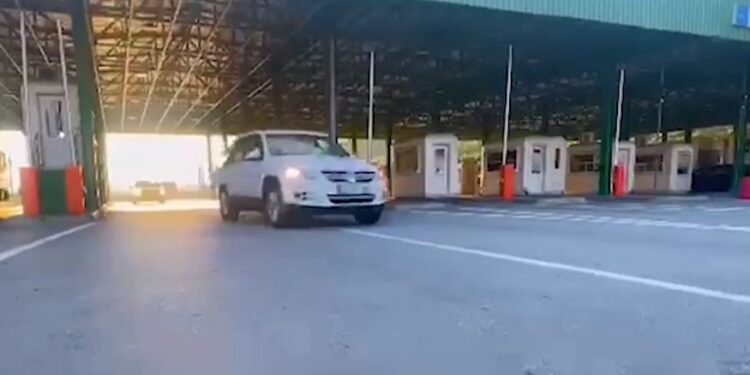 “Pushimet e para pa kufi mes Shqipërisë dhe Kosovës”. Hiqet pika kufitare e Morinës (VIDEO) “Pushimet e para pa kufi mes Shqipërisë dhe Kosovës”. Hiqet pika kufitare e Morinës (VIDEO)