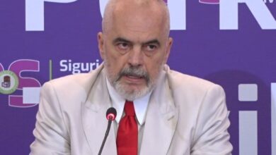 U deshën 10 vite, që Rama të mësonte se Kadastra ka qenë një çerdhe korrupsioni U deshën 10 vite, që Rama të mësonte se Kadastra ka qenë një çerdhe korrupsioni