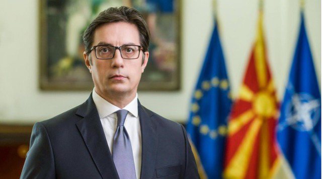 “Siguria e vendit është në rrezik”/ ALARMON presidenti maqedonas: Rusia po keqpërdor protestat e Shkupit “Siguria e vendit është në rrezik”/ ALARMON presidenti maqedonas: Rusia po keqpërdor protestat e Shkupit