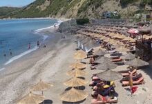 Shqiptarët braktisin jugun, për Greqinë: Shkak çmimet e larta Shqiptarët braktisin jugun, për Greqinë: Shkak çmimet e larta