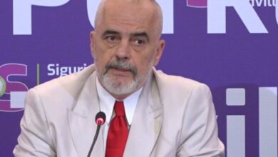 Tensionet me Kosovën, Rama: Duhet kërkuar dialog i palodhur me Serbinë për të mos humbur edhe aleatët Tensionet me Kosovën, Rama: Duhet kërkuar dialog i palodhur me Serbinë për të mos humbur edhe aleatët