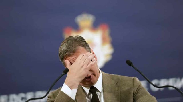 Analisti: Vuçiçit i dhemb koka, ja cfarë i frikësohet