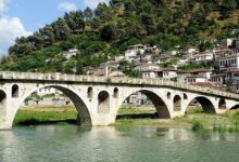 Turizmi në Berat, mes arritjes dhe rrezikut për dështim Turizmi në Berat, mes arritjes dhe rrezikut për dështim
