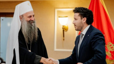Ish-ambasadori, Ferhat Dinosha: Abazoviç po i shërben politikës serbo-ruse, bëri marrëveshje me Kishën Serbe