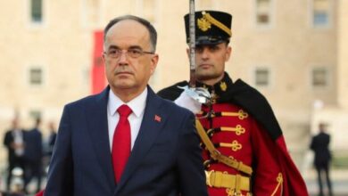 Prishtinë / Begaj mesazh edhe për Dick Marty: Nuk e njollosin dot gjakun e shqiptarëve! Destinacioni ynë… Prishtinë / Begaj mesazh edhe për Dick Marty: Nuk e njollosin dot gjakun e shqiptarëve! Destinacioni ynë…