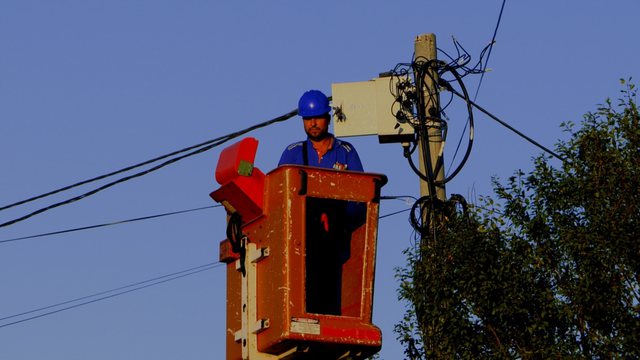 Si ndalohet vjedhja e energjisë në Kosovë? Si ndalohet vjedhja e energjisë në Kosovë?