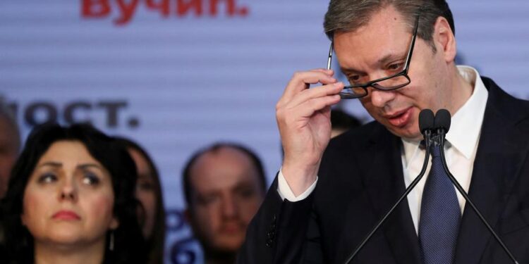 “Vuçiç në gjunjë pas Banjskës”, deputeti serb: Nuk ka kapacitete të sulmojë Kosovën, Perëndimi e ka në dorë “Vuçiç në gjunjë pas Banjskës”, deputeti serb: Nuk ka kapacitete të sulmojë Kosovën, Perëndimi e ka në dorë