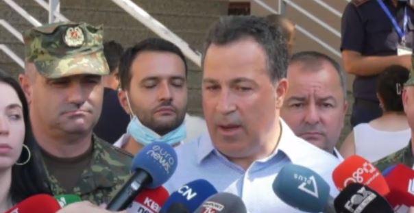 Rusët në Gramsh, Peleshi: Mos të shkaktohet asnjë panik, Shqipëria dhe Kosova janë të sigurta Rusët në Gramsh, Peleshi: Mos të shkaktohet asnjë panik, Shqipëria dhe Kosova janë të sigurta
