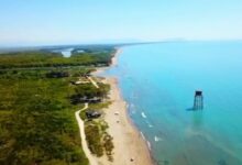 ‘Shqipëria turistike’/ Ja plazhet e virgjëra të Fierit me rërë kurative ‘Shqipëria turistike’/ Ja plazhet e virgjëra të Fierit me rërë kurative
