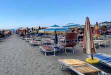 Rritja e çmimeve dhe rënia e euros/ Pas jugut “boshatiset” edhe plazhi i Shëngjinit Rritja e çmimeve dhe rënia e euros/ Pas jugut “boshatiset” edhe plazhi i Shëngjinit