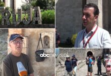 Turistët polakë dhe çekë “pushtojnë” Krujën, të impresionuar nga historia e Shqipërisë Turistët polakë dhe çekë “pushtojnë” Krujën, të impresionuar nga historia e Shqipërisë