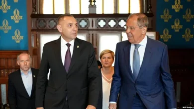 Lavrov dhe Vulin me urët e zjarrit në Ballkan, Perëndimi me mustaqet e Urës së Ibrit Lavrov dhe Vulin me urët e zjarrit në Ballkan, Perëndimi me mustaqet e Urës së Ibrit