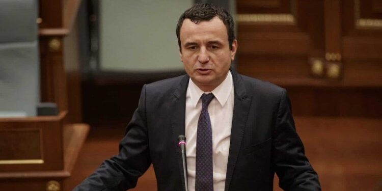 “Pse heshtin ndërkombëtarët?”/ Rrëmbimi i 3 policëve, Kurti: Ndodhi brenda kufirit, KFOR duhet të reagojë “Pse heshtin ndërkombëtarët?”/ Rrëmbimi i 3 policëve, Kurti: Ndodhi brenda kufirit, KFOR duhet të reagojë