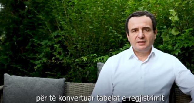 Nis zbatimi i marrëveshjes/ Kurti flet serbisht: Ndërroni targat, trashëgimia e Millosheviçit do t’ju mbajë të izoluar Nis zbatimi i marrëveshjes/ Kurti flet serbisht: Ndërroni targat, trashëgimia e Millosheviçit do t’ju mbajë të izoluar