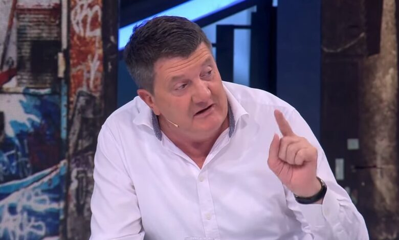 Zeka bën deklaratën e fortë: Kurti si Vuçiç, i përdor përplasjet në veri për politikë të brendshme Zeka bën deklaratën e fortë: Kurti si Vuçiç, i përdor përplasjet në veri për politikë të brendshme