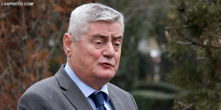 Nisin përçarjet në opozitë? Shehi: Nuk bëjmë krushqi me Metën, ai nesër ikën