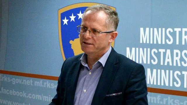 Spanja njeh pasaportat e Kosovës, Bislimi: Qytetarët mund të udhëtojnë pa viza drejt vendit të BE