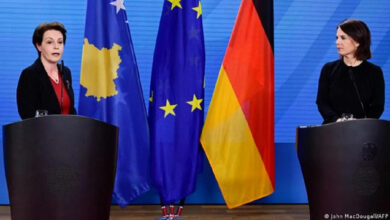 Baerbock: Serbia nuk mund të hyjë në BE pa njohur Kosovën! Baerbock: Serbia nuk mund të hyjë në BE pa njohur Kosovën!
