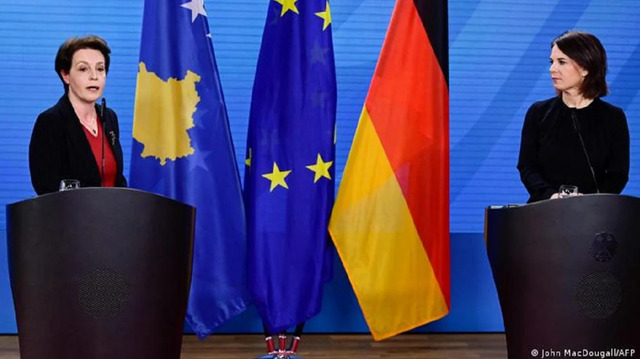 Baerbock: Serbia nuk mund të hyjë në BE pa njohur Kosovën! Baerbock: Serbia nuk mund të hyjë në BE pa njohur Kosovën!