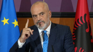 Edi Rama reagon për zhvillimet në Veri: Kosova është në të drejtën e saj! Duhet dialog i palodhur me Serbinë, për të mos humb aleatët