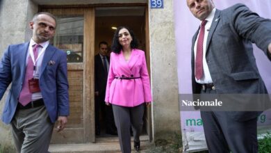 Vjosa Osmanit s’i del inati me Ramën: Asnjë nga ministret shqiptare në Forumin për Gratë. Nga Tirana flet vetëm Grida! Vjosa Osmanit s’i del inati me Ramën: Asnjë nga ministret shqiptare në Forumin për Gratë. Nga Tirana flet vetëm Grida!
