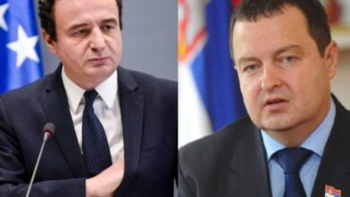 Daçiq flet për “situatë dramatike” në Kosovë: Kurti mund ta ndezë gjithë rajonin Daçiq flet për “situatë dramatike” në Kosovë: Kurti mund ta ndezë gjithë rajonin