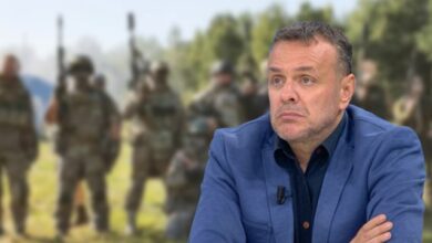 Karamuço ngre alarmin: Mercenarë të grupit “Wagner” kanë hyrë në territorin e Kosovës Karamuço ngre alarmin: Mercenarë të grupit “Wagner” kanë hyrë në territorin e Kosovës