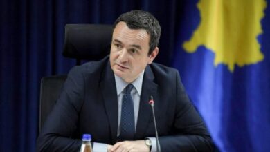 Heqja e barrikadave në veri, reagon Albin Kurti: Ata që i vendosën u lodhën dhe po i heqin Heqja e barrikadave në veri, reagon Albin Kurti: Ata që i vendosën u lodhën dhe po i heqin