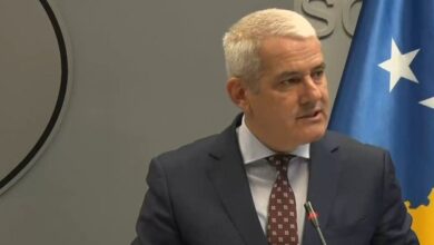 “Radojçiç po trajnon terroristë të tjerë”, Sveçla kritika aleatëve: Hezitimi i tyre solli Banjskën “Radojçiç po trajnon terroristë të tjerë”, Sveçla kritika aleatëve: Hezitimi i tyre solli Banjskën