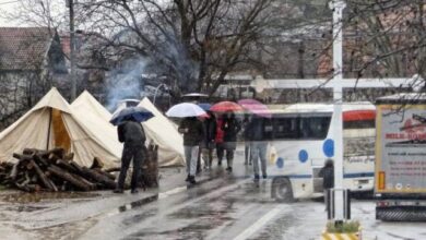 Veriu i Kosovës ende i bllokuar/ Shkollat mbyllen, çfarë ndodhi pas të shtënave dhe shpërthimit në Rudar Veriu i Kosovës ende i bllokuar/ Shkollat mbyllen, çfarë ndodhi pas të shtënave dhe shpërthimit në Rudar