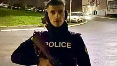 FOTOLAJM/ Djali i vetëm i dëshmorit, mbron sot shtetin e Kosovës FOTOLAJM/ Djali i vetëm i dëshmorit, mbron sot shtetin e Kosovës