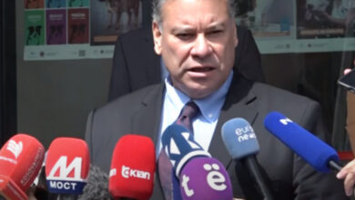 Escobar pas dy orësh takim me Kurtin: Kosova të dëgjojë pak edhe brengat tona… Escobar pas dy orësh takim me Kurtin: Kosova të dëgjojë pak edhe brengat tona…