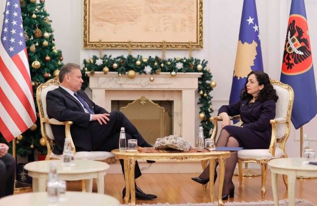 Prag lufte në Kosovë?! Takimi URGJENT mes Presidentes dhe Escobar, zbulohet çfarë u diskutua Prag lufte në Kosovë?! Takimi URGJENT mes Presidentes dhe Escobar, zbulohet çfarë u diskutua