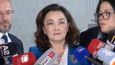 Yuri Kim thotë “fjalën e fundit” për tensionet në Kosovë: Udhëheqësit të lënë mënjanë egon, të dëgjojnë aleatët Yuri Kim thotë “fjalën e fundit” për tensionet në Kosovë: Udhëheqësit të lënë mënjanë egon, të dëgjojnë aleatët