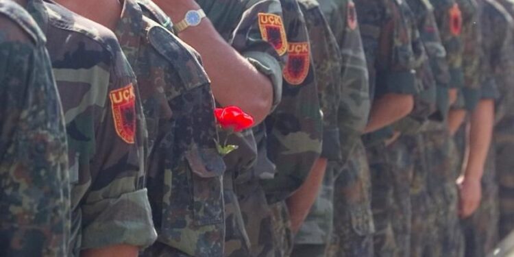 Ish-ushtari i UÇK-së: Pas luftës piva kafe me Ramiz Alinë, çfarë më tha për francezët Ish-ushtari i UÇK-së: Pas luftës piva kafe me Ramiz Alinë, çfarë më tha për francezët