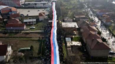 Tensionet në veri të Kosovës/ Serbia vendos ushtrinë në “gatishmëri të lartë” Tensionet në veri të Kosovës/ Serbia vendos ushtrinë në “gatishmëri të lartë”