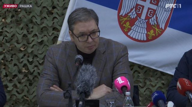 “Fitore simbolike!”/ Vuçiç del me deklaratën e fortë: Personat që qëndruan në barrikada nuk do të ndiqen penalisht “Fitore simbolike!”/ Vuçiç del me deklaratën e fortë: Personat që qëndruan në barrikada nuk do të ndiqen penalisht