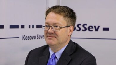 Ambasadori britanik: NATO ndërhyri në Kosovë për ta parandaluar një fatkeqësi humanitare