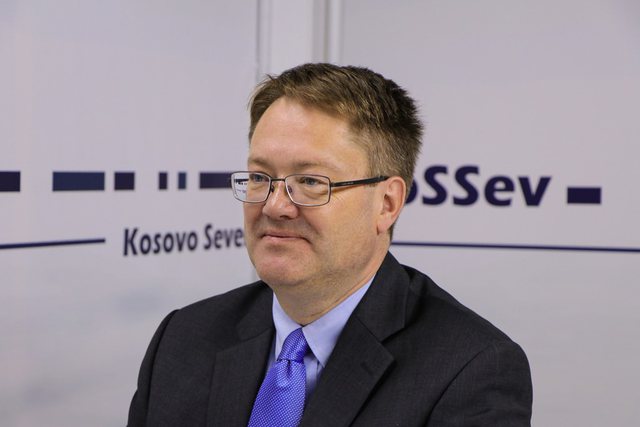 Ambasadori britanik: NATO ndërhyri në Kosovë për ta parandaluar një fatkeqësi humanitare Ambasadori britanik: NATO ndërhyri në Kosovë për ta parandaluar një fatkeqësi humanitare
