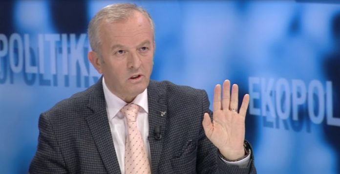 Ca llafe për Sekretarin e Përgjithshëm të Ministrisë së Financave! Ca llafe për Sekretarin e Përgjithshëm të Ministrisë së Financave!