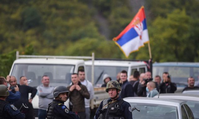 ZBULOHET e vërteta/ Rusia shfrytëzon grupet e djathta ekstreme në Serbi për të rritur ndikimin në Ballkan ZBULOHET e vërteta/ Rusia shfrytëzon grupet e djathta ekstreme në Serbi për të rritur ndikimin në Ballkan