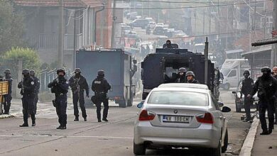 Përplasje me armë në veri të Kosovës! Disa persona të dyshuar sulmojnë policinë Përplasje me armë në veri të Kosovës! Disa persona të dyshuar sulmojnë policinë