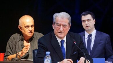 Fuga: Grupi i Berishës mund të përjashtojë fare lehtë ata të Bashës! Nëse kjo ndodh, atëherë vendimi i Gjykatës… Fuga: Grupi i Berishës mund të përjashtojë fare lehtë ata të Bashës! Nëse kjo ndodh, atëherë vendimi i Gjykatës…