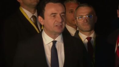 “Pajtimi publik është arritur”, Kurti: Vuçiç po i ikën nënshkrimit, unë nuk hezitoj “Pajtimi publik është arritur”, Kurti: Vuçiç po i ikën nënshkrimit, unë nuk hezitoj