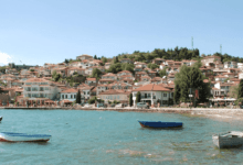 Pogradeci nuk ta dërrmon kuletën… Pogradeci nuk ta dërrmon kuletën…