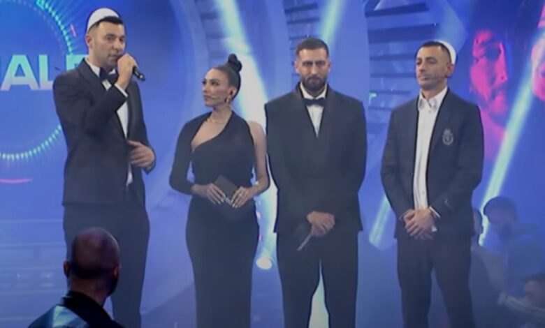 Mes Stresit dhe Vedatit, shpallet FITUESI i Big Brother VIP Kosova Mes Stresit dhe Vedatit, shpallet FITUESI i Big Brother VIP Kosova