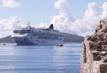 FOTOLAJM/ Mbërrin në Sarandë kroçera me 2200 turistë FOTOLAJM/ Mbërrin në Sarandë kroçera me 2200 turistë