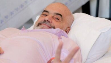 Rama, apendicit politik apo mjekësor? Rama, apendicit politik apo mjekësor?