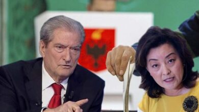 Zgjedhjet nuk fitohen duke sulmuar ambasadoren e SHBA-së Zgjedhjet nuk fitohen duke sulmuar ambasadoren e SHBA-së