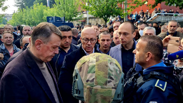 Përplasjet në veri të Kosovës/ Lista Serbe paraqet KËRKESAT: Largohemi nëse… Përplasjet në veri të Kosovës/ Lista Serbe paraqet KËRKESAT: Largohemi nëse…